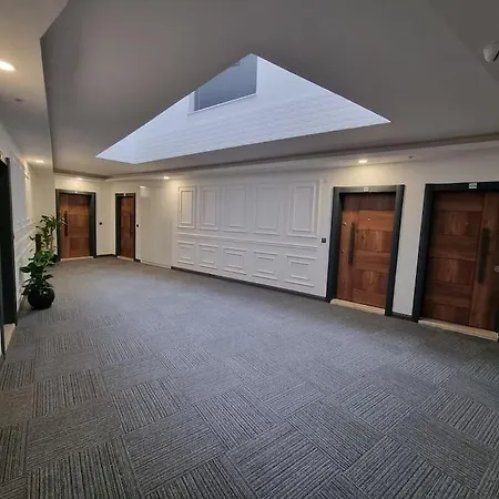 Royal Homes 403 فندق أنطاليا