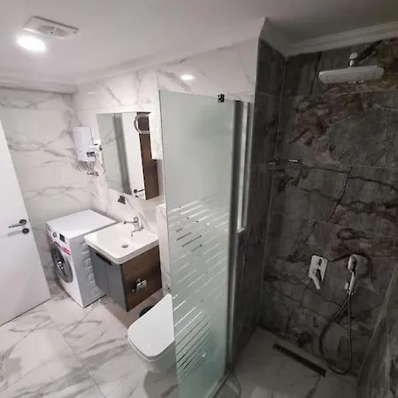 מלון Royal Homes 403 *